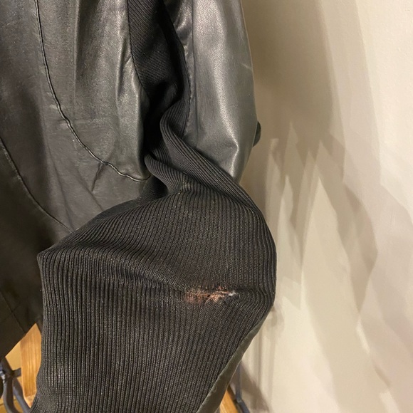 Leather jacket - Picture 4 of 4